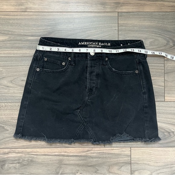 American Eagle Denim Mini Skirt - Picture 2 of 6